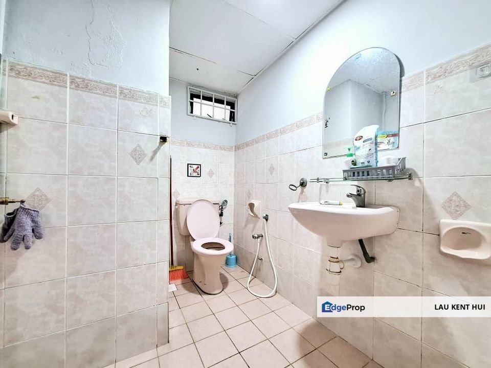 Vista Komanwel B Bukit Jalil Kuala Lumpur Nice Renovated unit Good location Walking to IMU and Sri Petaling LRT Station Below Bank Value, Kuala Lumpur, Bukit Jalil