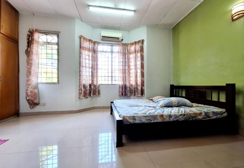 Jalan Bandar Kinrara 5