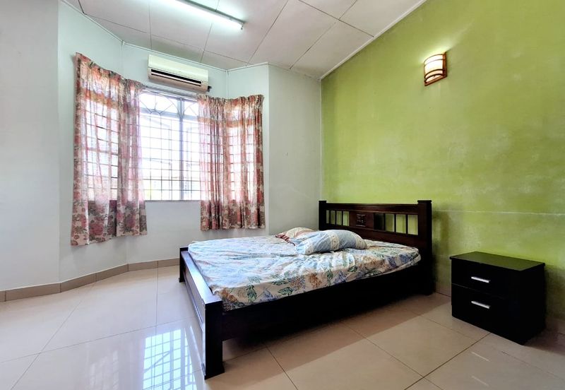 Jalan Bandar Kinrara 5