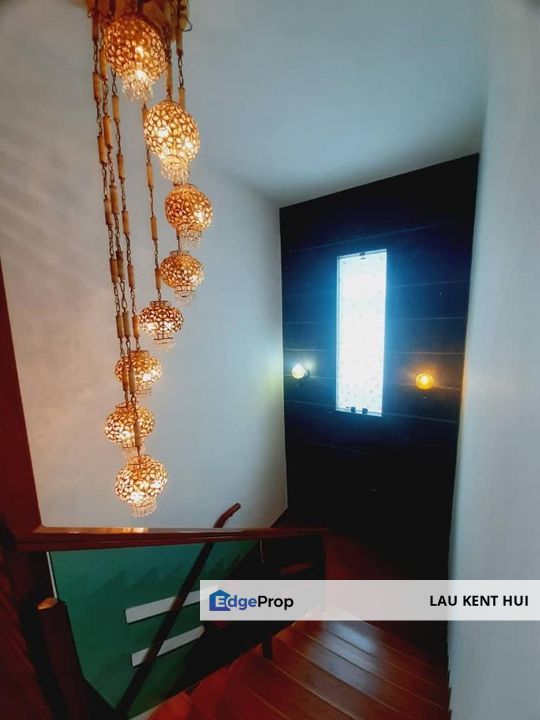 Sun Garden Villa @ Taman Bukit Serdang Seri Kembangan Selangor Bungalow Nice Fully Renovated Unit Move in Condition Tip Top Quality Must View, Selangor, Seri Kembangan