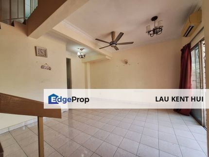 Taman Puchong Utama Puchong Selangor Next to Park Freehold Renovated Well kept , Selangor, Puchong