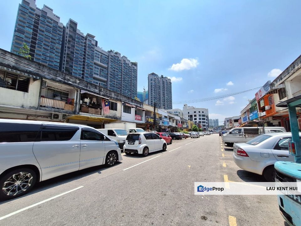 Salak South Garden Sungai Besi Kuala Lumpur Nice Location Facing Main Road, Kuala Lumpur, Sungai Besi