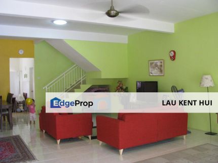 Bandar Nusaputra Puchong South Selangor Double Storey landed Well Kept Extra Land Precint 1, Selangor, Puchong South