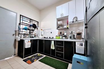 Pusat Bandar Putra Permai