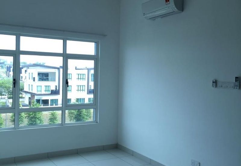 La Thea Residences @ 16 Sierra