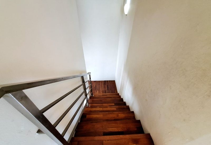 Taman Pinggiran Putra