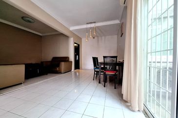 Taman Pinggiran Putra