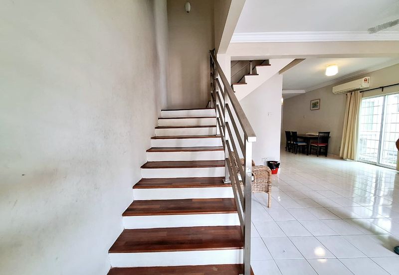 Taman Pinggiran Putra