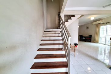 Taman Pinggiran Putra