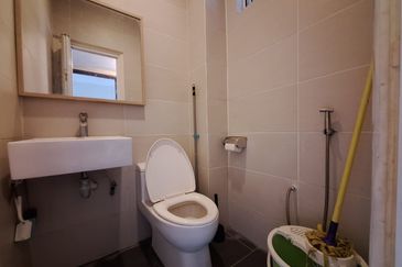 Taman Pinggiran Putra