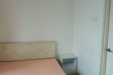 La Thea Residences @ 16 Sierra