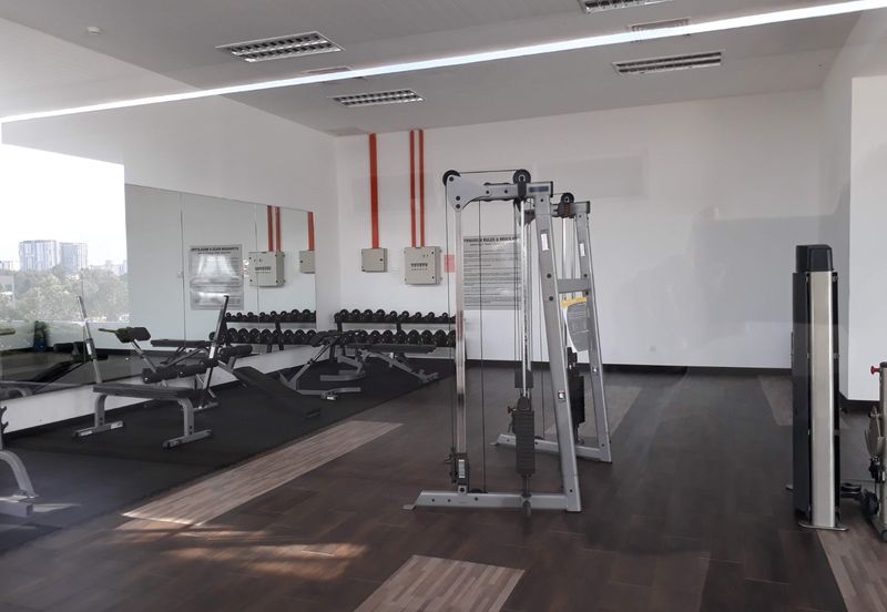 La Thea Residences @ 16 Sierra