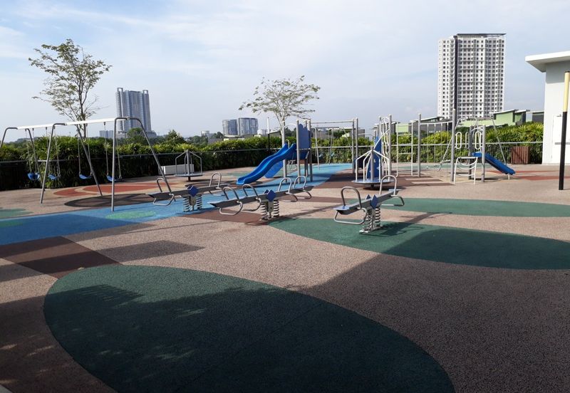 La Thea Residences @ 16 Sierra