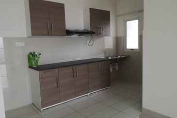 La Thea Residences @ 16 Sierra