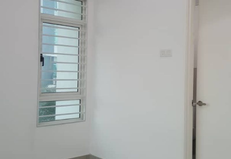 La Thea Residences @ 16 Sierra