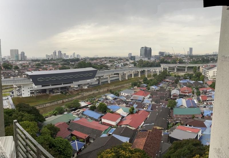 Puncak Damansara