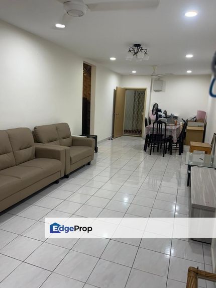 Puncak Damansara Fully Furnished Fully renovated , Selangor, Kayu Ara