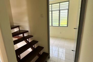 La Cottage Taman Putra Perdana