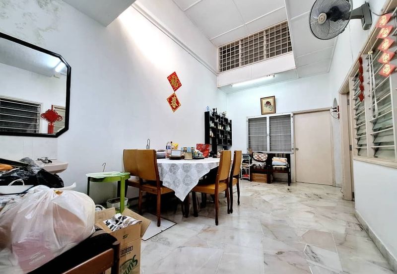 Happy Garden (Taman Gembira)