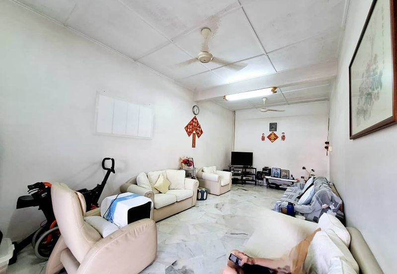 Happy Garden (Taman Gembira)