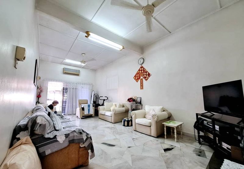 Happy Garden (Taman Gembira)