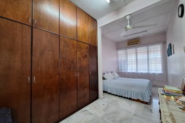 Happy Garden (Taman Gembira)