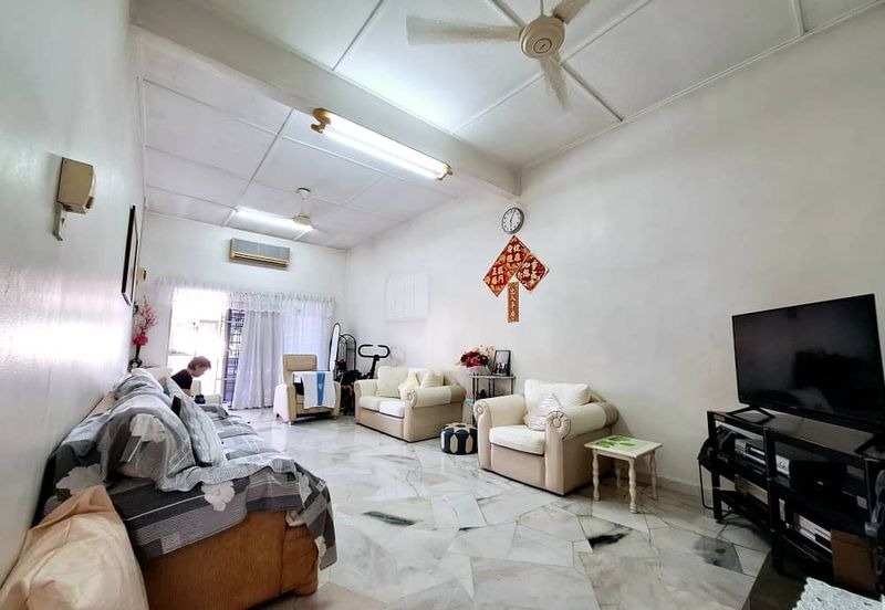 Happy Garden (Taman Gembira)