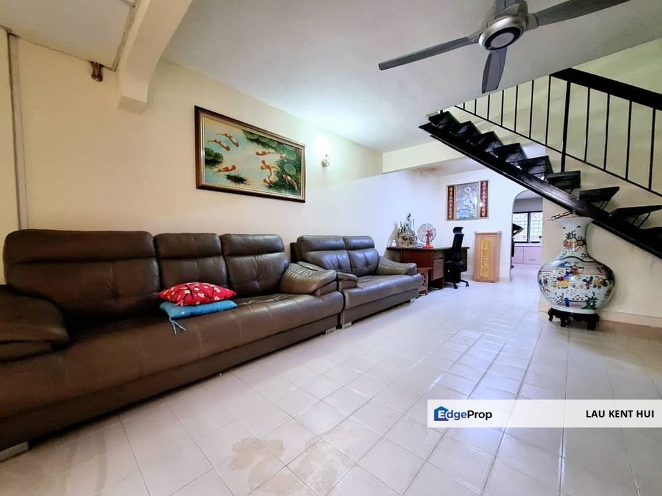 Taman Ampang Indah Ampang Selangor Nice Unit Fully renovated Move in Condition , Selangor, Ampang