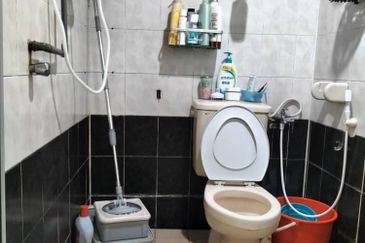 Endah Regal Condominium