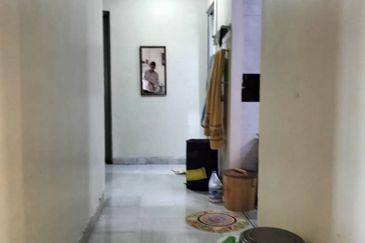 Endah Regal Condominium