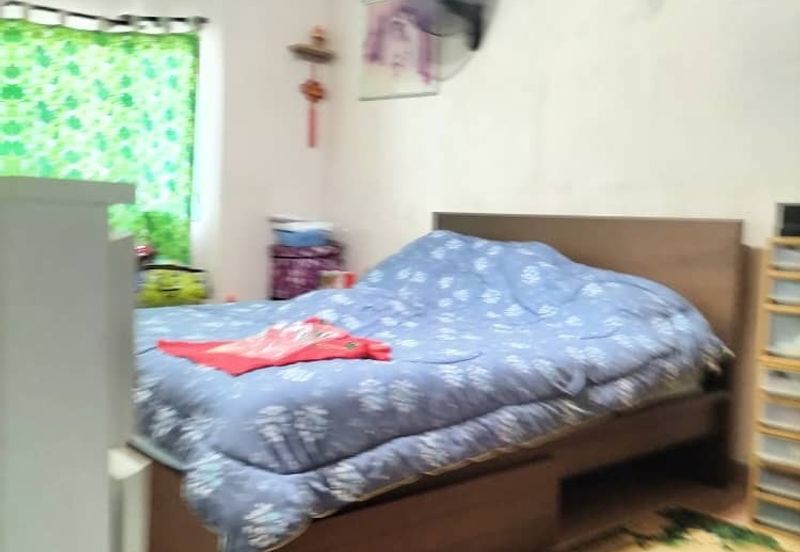 Endah Regal Condominium