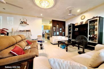 Taman Impian Indah (Paragon Heights)