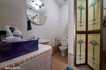 Taman Impian Indah (Paragon Heights)