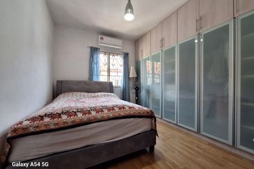 Taman Impian Indah (Paragon Heights)