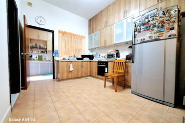 Taman Impian Indah (Paragon Heights)