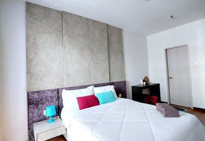 I Residence @ I City