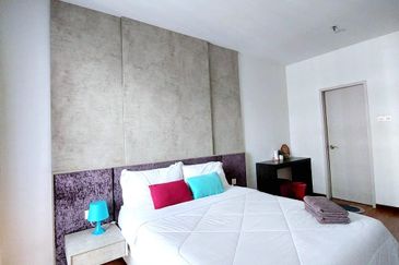 I Residence @ I City