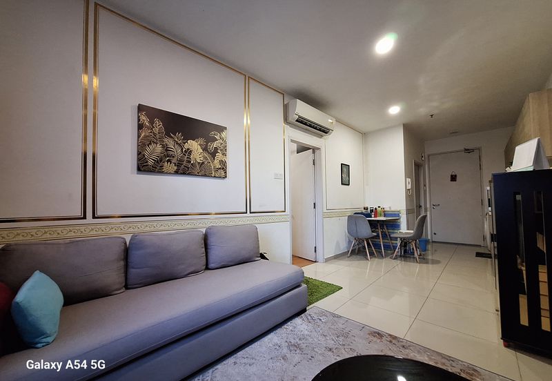 I Residence @ I City