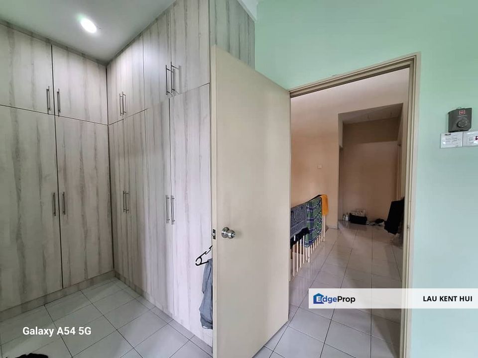 Alam Sanctuary Seri Kembangan Selangor Peaceful Neighborhood Well Kept Unit Good For Own stay or Investment  , Selangor, Puchong South