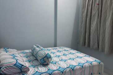 First Residence (Residensi Unggul)