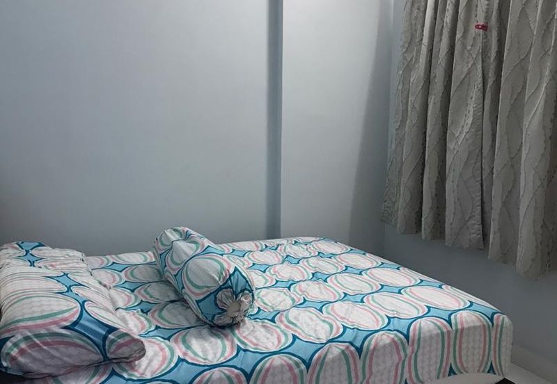 First Residence (Residensi Unggul)