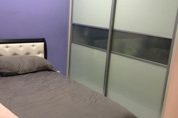 First Residence (Residensi Unggul)