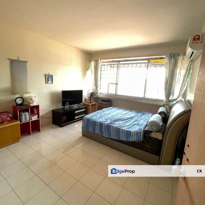 3-Storey Freehold Gem in Taman Bukit Maluri – 6R5B, Fully Extended, Prime Location!, Kuala Lumpur, Kepong