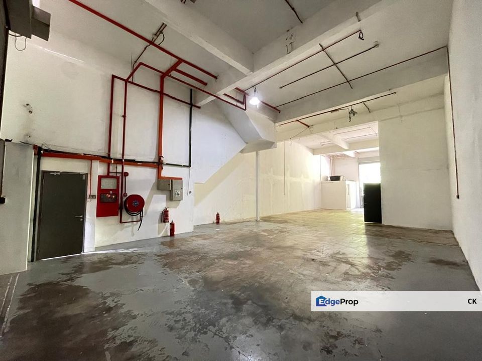 Rare Kepong 3-Sty Factory | High Ceiling + Cargo Lift + CF Ready!, Selangor, Sungai Buloh