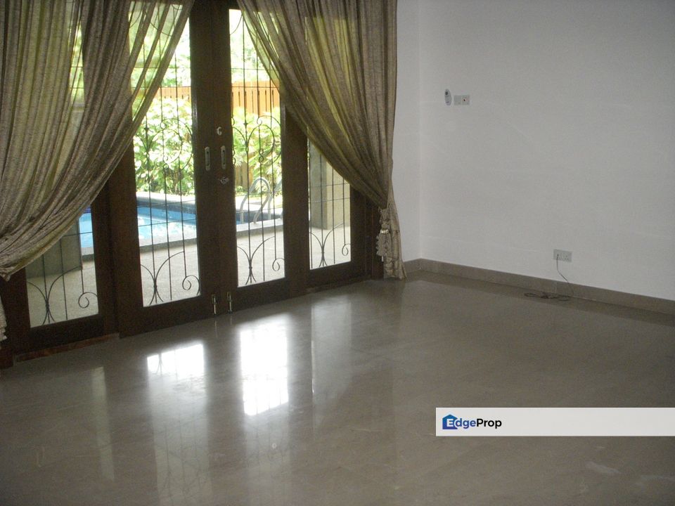Taman zooview /  Kemensah Heights / Ampang 3 storey bungalow with own swimming pool, Selangor, Ulu Kelang