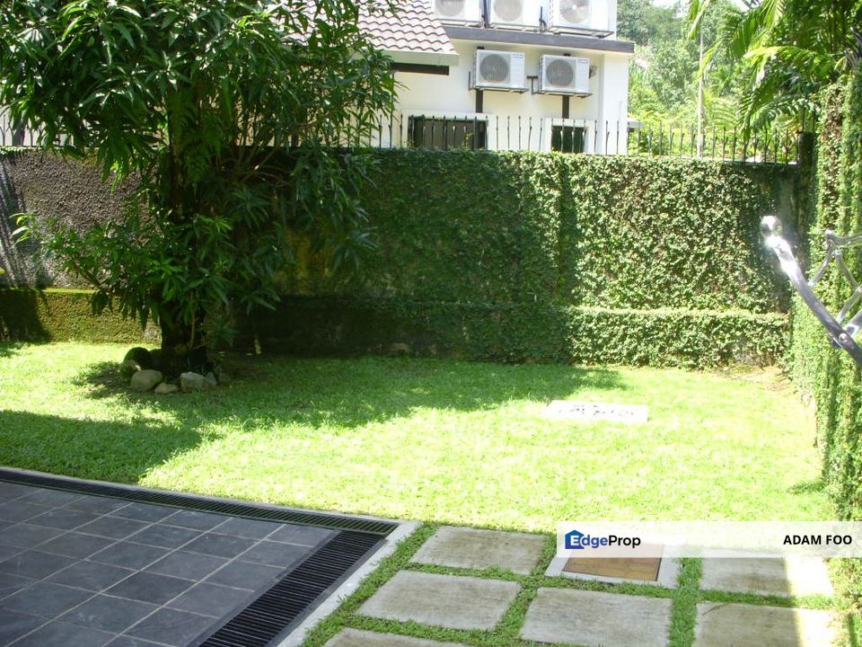 Taman Zooview / Taman Melawati / Kemensah Heights / Ampang 2 storey bungalow with swimming pool near to Zoo Negara , Selangor, Ulu Kelang