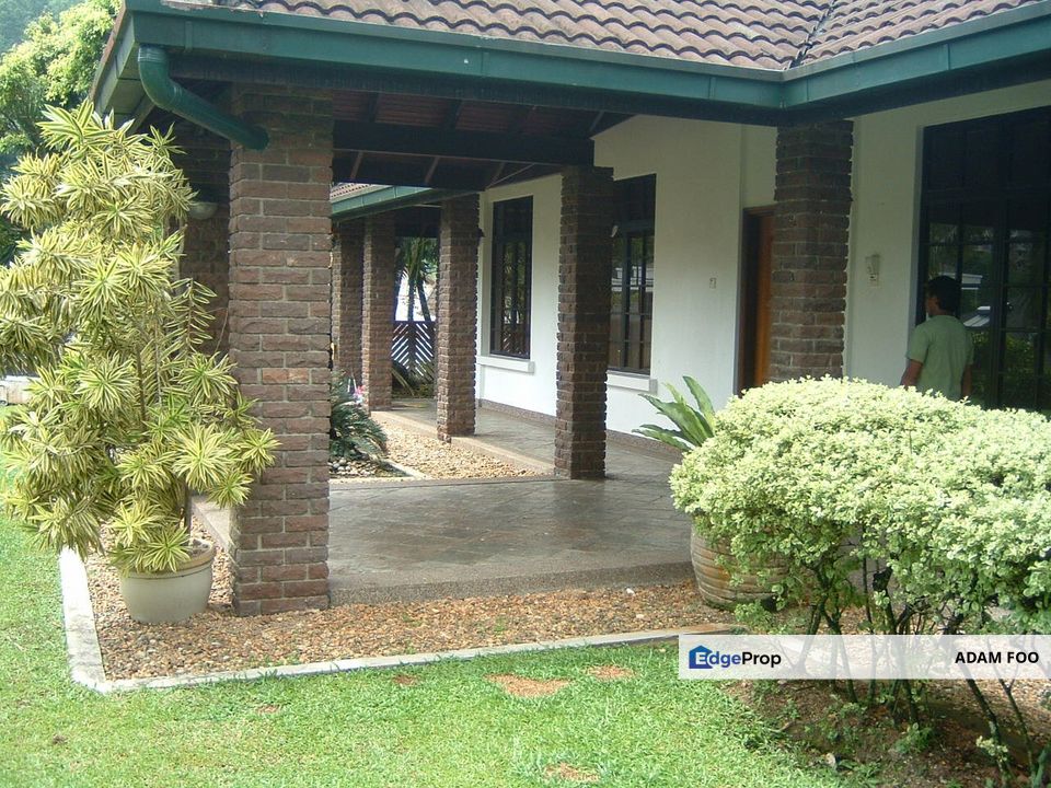 Taman Hillview / Taman Sri Ukay /Ampang 2 storey bungalow with swimming pool guarded area, Selangor, Ulu Kelang