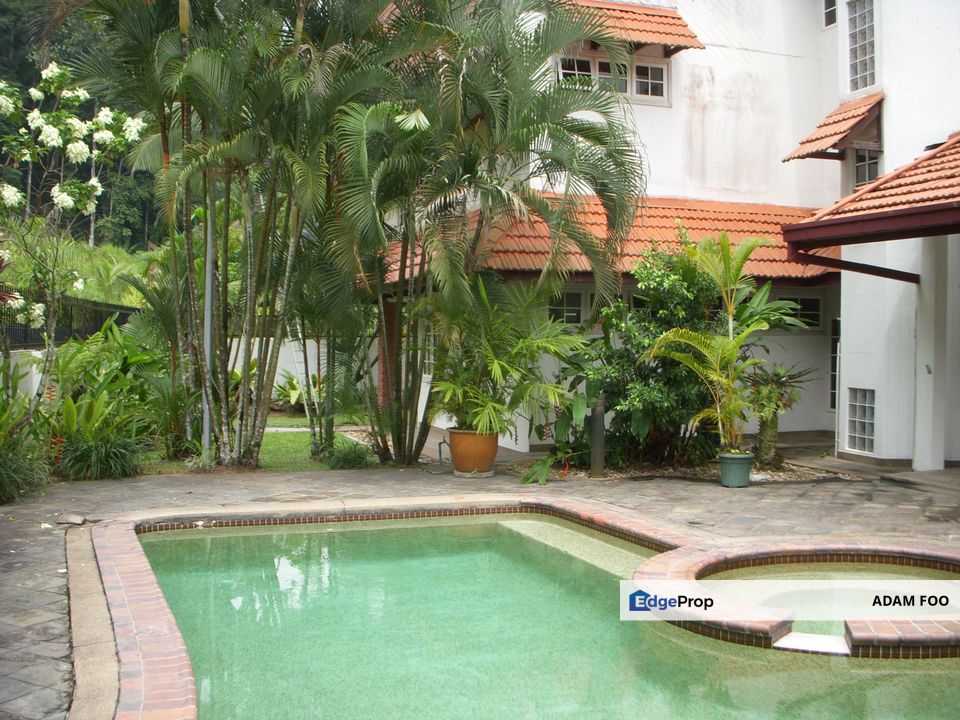 Taman Hillview / Ampang / Taman Sri Ukay 2 storey bungalow freehold with swimming pool ,guarded area, Selangor, Ulu Kelang