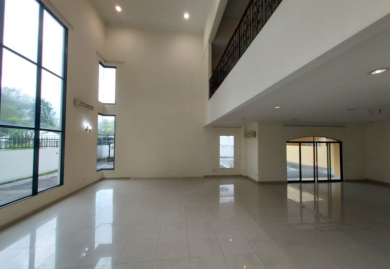 Taman Ampang HIlir / Taman U Thant / Kuala Lumpur 3 storey bungalow with lift 