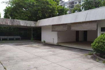 Jalan Taman U Thant 1